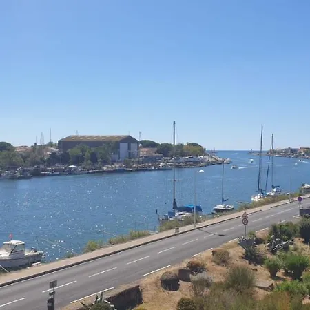 Διαμέρισμα Calme Vue Sur L'herault Et La