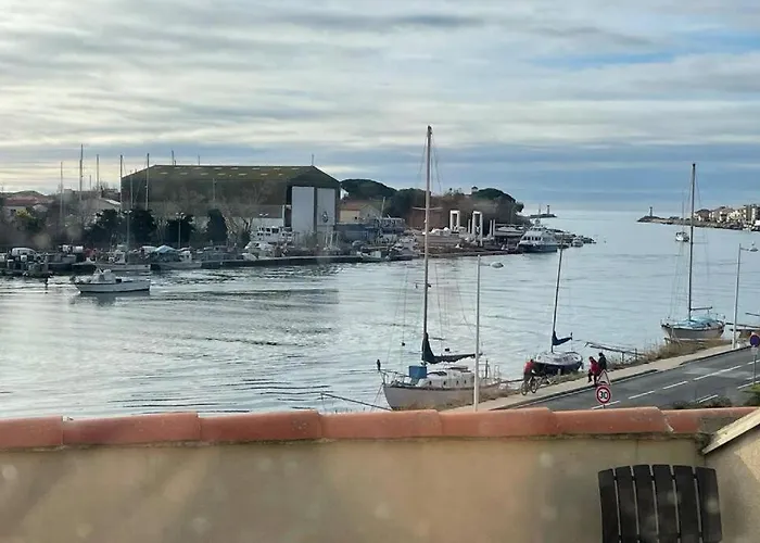 Calme Vue Sur L'herault Et La * 아그